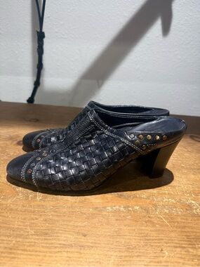 Sesto Meucci Black Woven Leather Mule Heels with Studs